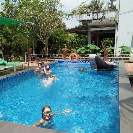 Quoc Phuong Riverside Homestay ベンチェ エクステリア 写真