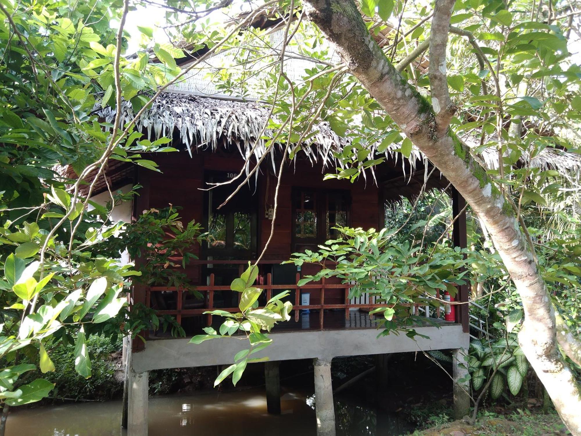 Quoc Phuong Riverside Homestay ベンチェ エクステリア 写真