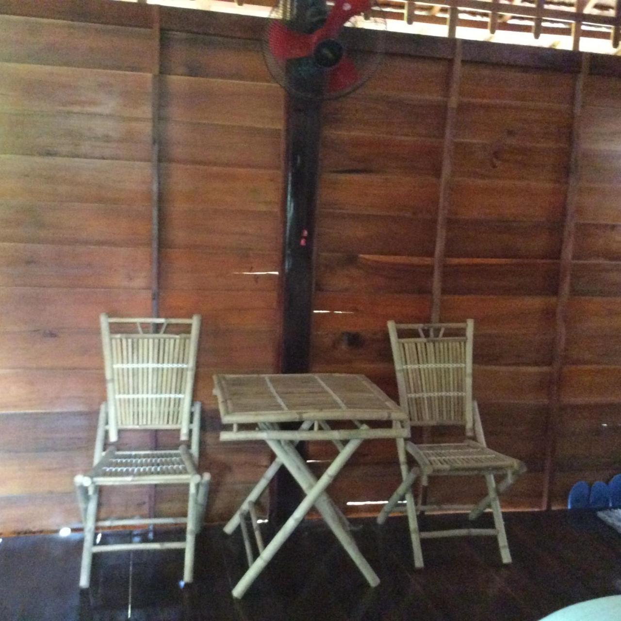 Quoc Phuong Riverside Homestay ベンチェ エクステリア 写真