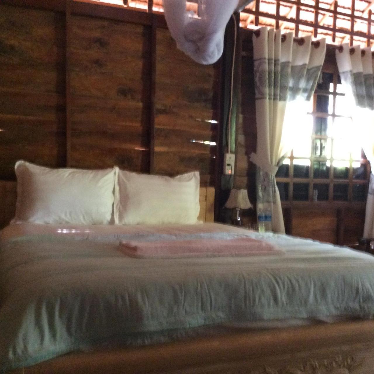 Quoc Phuong Riverside Homestay ベンチェ エクステリア 写真