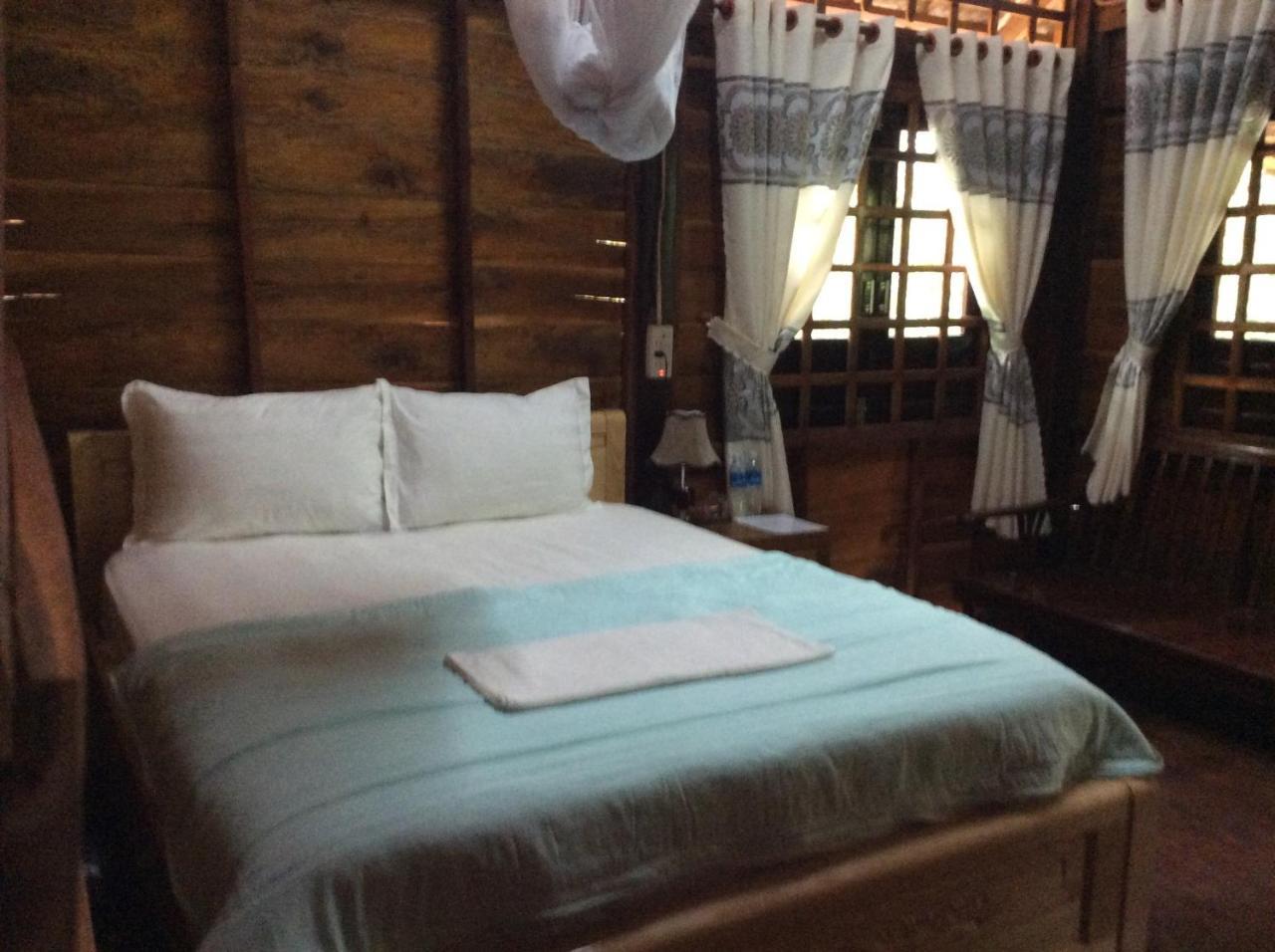 Quoc Phuong Riverside Homestay ベンチェ エクステリア 写真