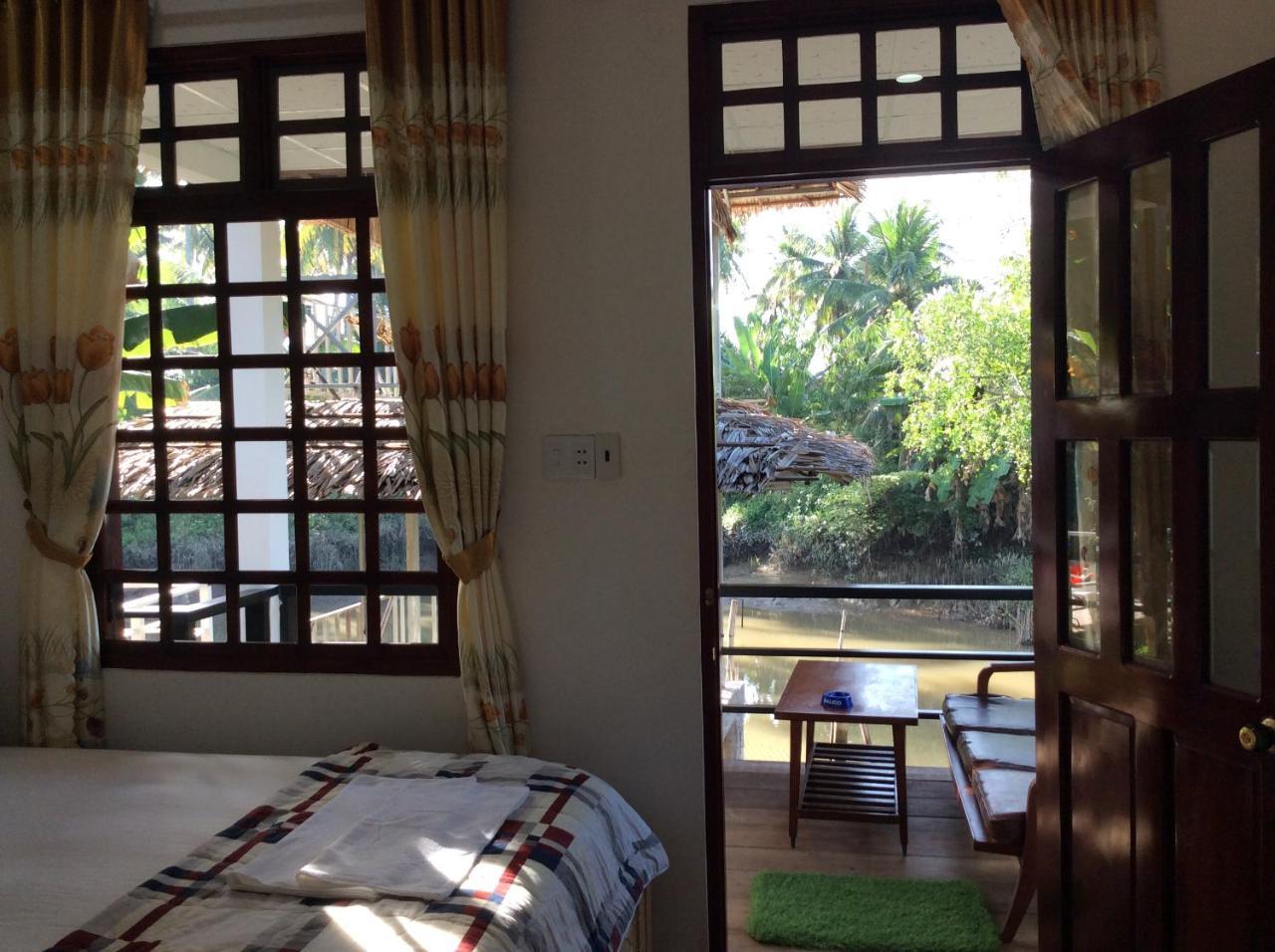 Quoc Phuong Riverside Homestay ベンチェ エクステリア 写真